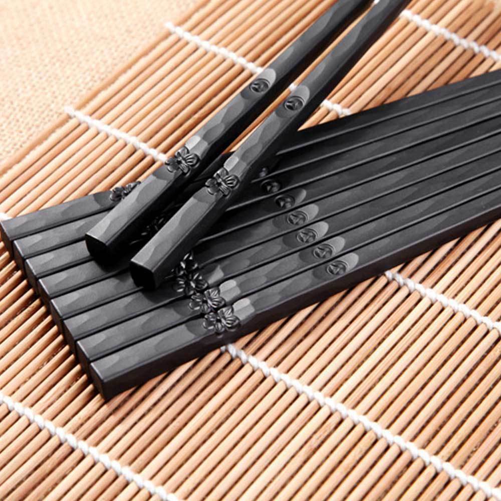 1 Pair Alloy Non-Slip Japanese Chopsticks Sushi Chop Sticks Set Chinese Gift New