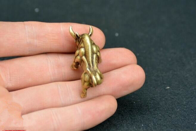 4pcs Chinese Pure brass Wall Street bull small statue