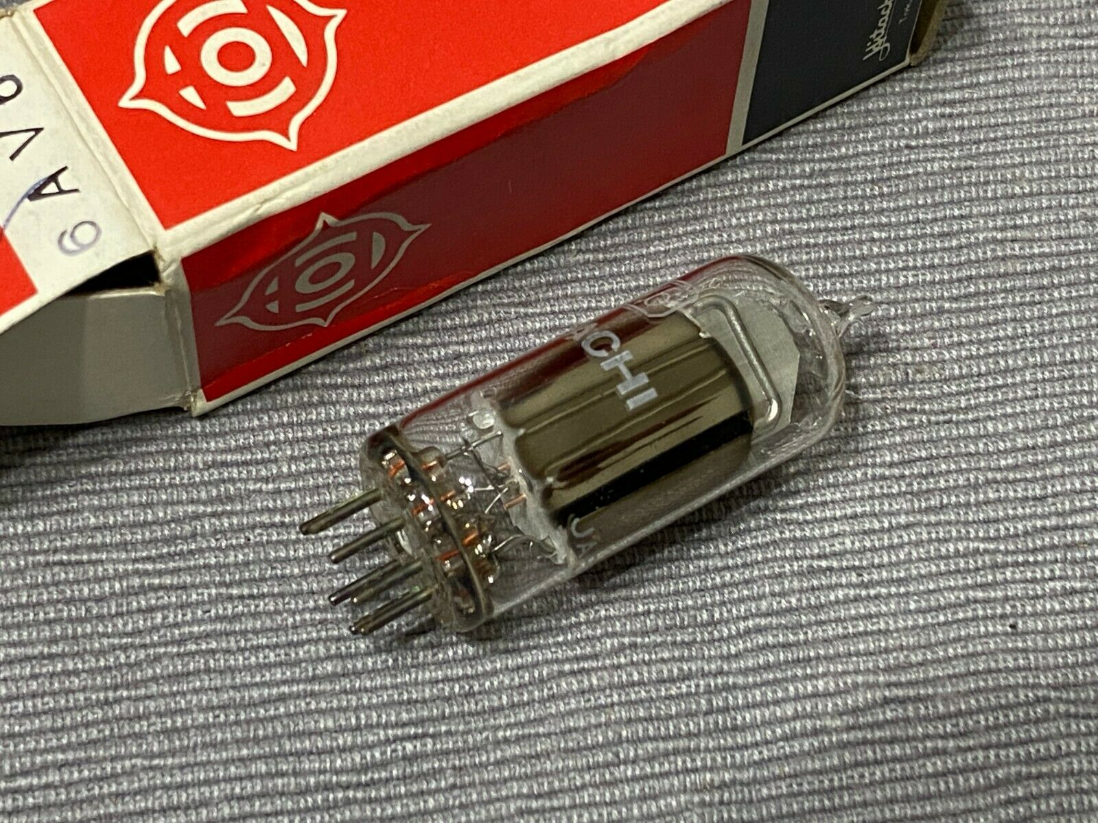 1PCS - HITACHI 6AV6 Radio Vacuum tube NOS NIB - Japan