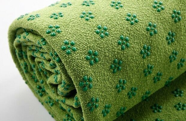 Green Yoga Towel Non-slip drape Soft Slip Resistant Eco-Friendly Yoga Mat