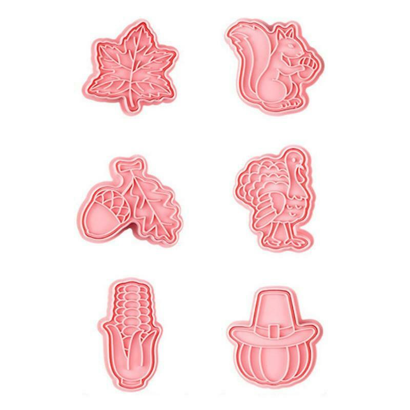 6 PCS Thanksgiving Pine Cone Pumpkin Turkey Squirrel Shaped Plastic Material