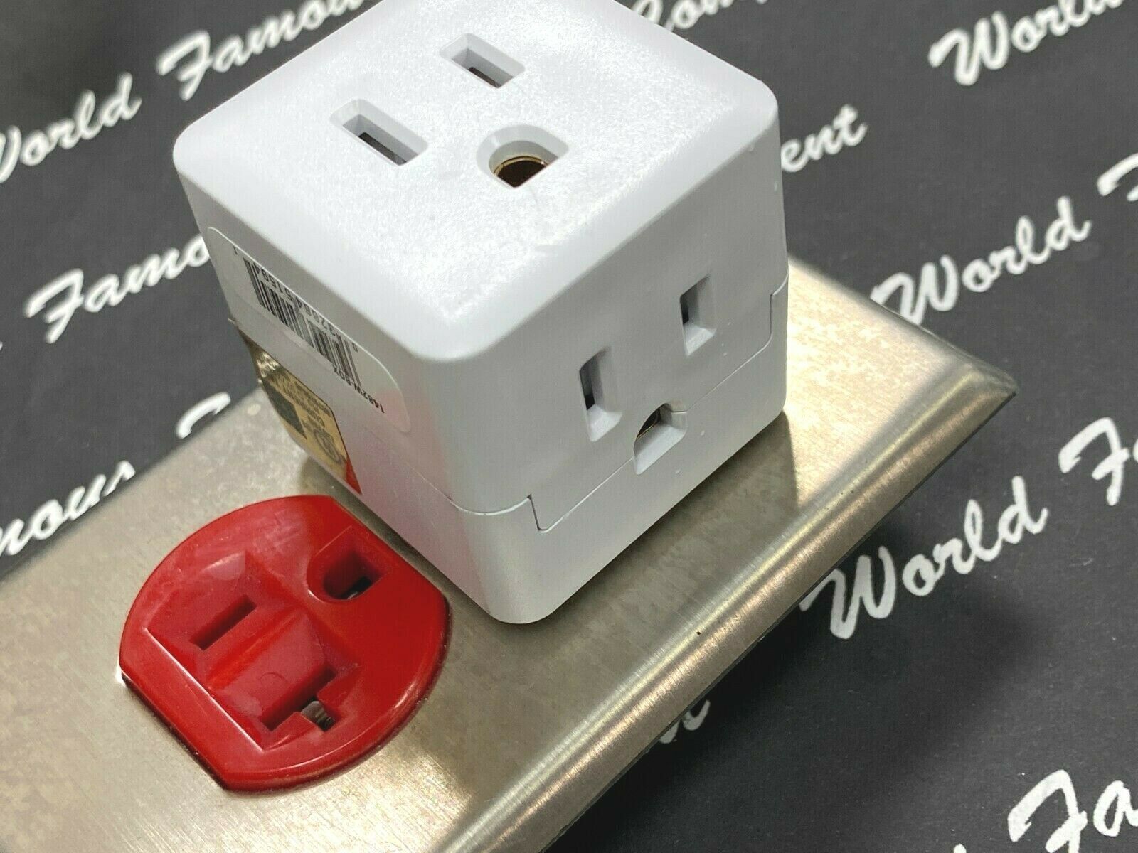 1pcs- EATON 1482W 15A 125V Three Outlet Cube Tap,Single Receptacle to 3 Outlets