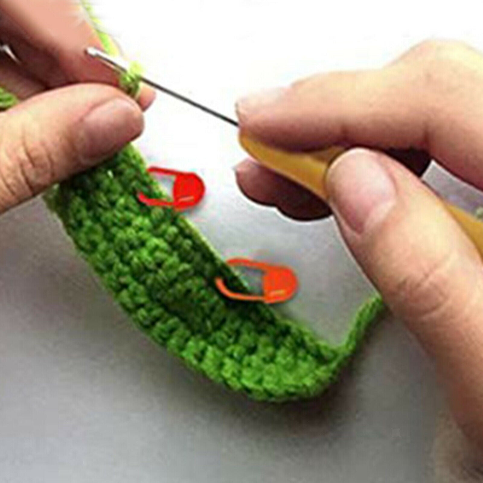 Crochet Ring Kit Peacock Adjustable Knitting Loop w/ Colorful Stitch Marker
