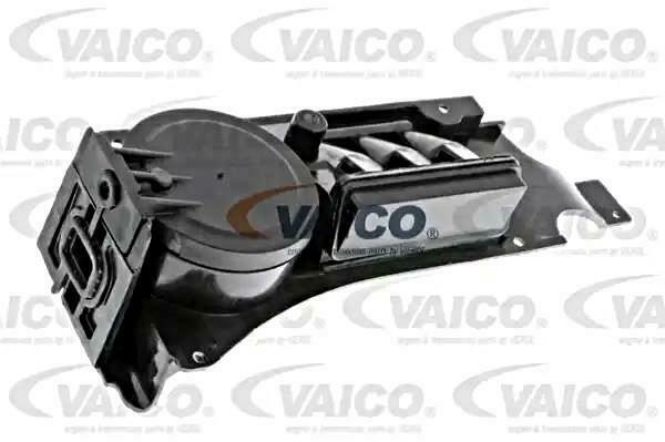 Crankcase Breather Oil Trap VAICO Fits VW SKODA AUDI Cc Eos Passat 022103515B