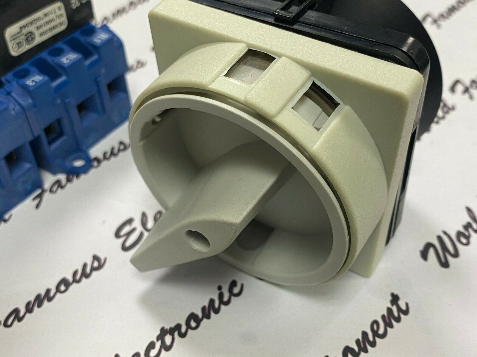 1pcs -KRAUS & NAIMER KG32B T106*SGK048 VEB SIS U85078/001 BLUE LINE switchgear