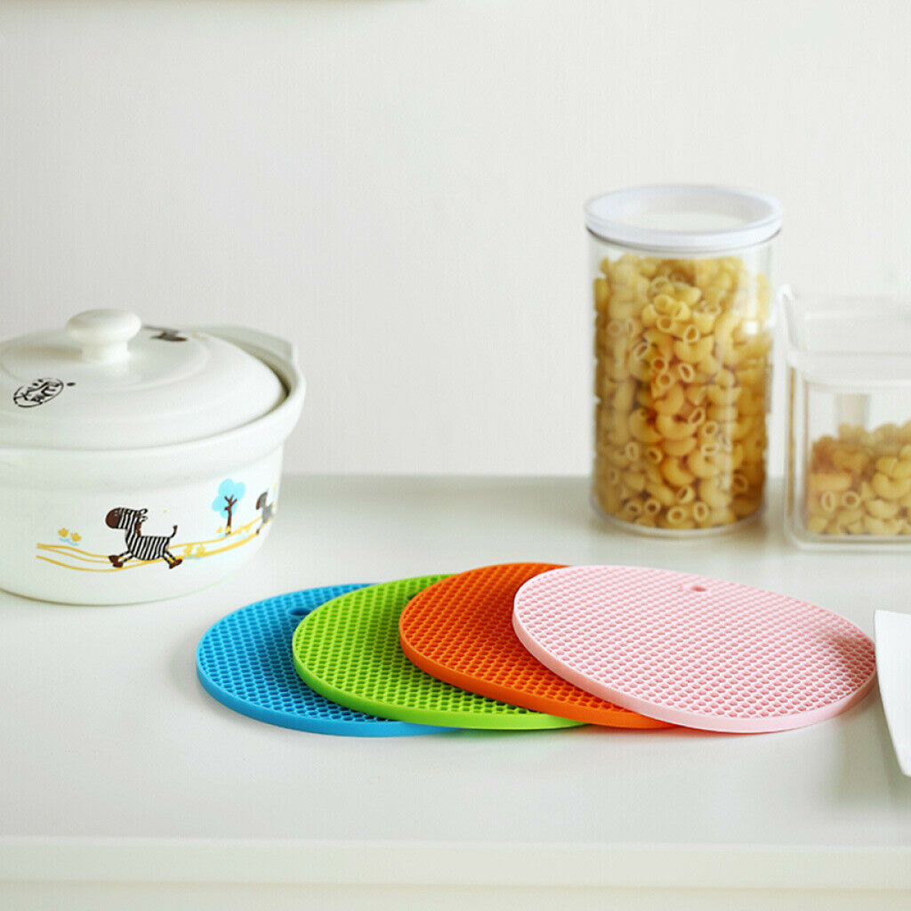 4Pieces Silicone Rubber WaterProof Multicolor Heat Resistant Trivet Mat