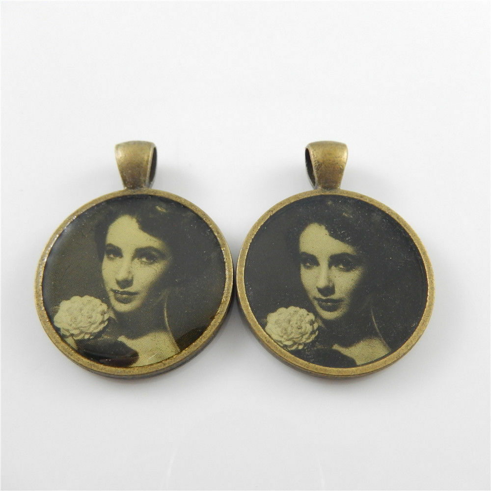 8pcs/lot Retro Style Bronze Beauty Portrait Alloy Charms Pendants Crafts 28*28mm