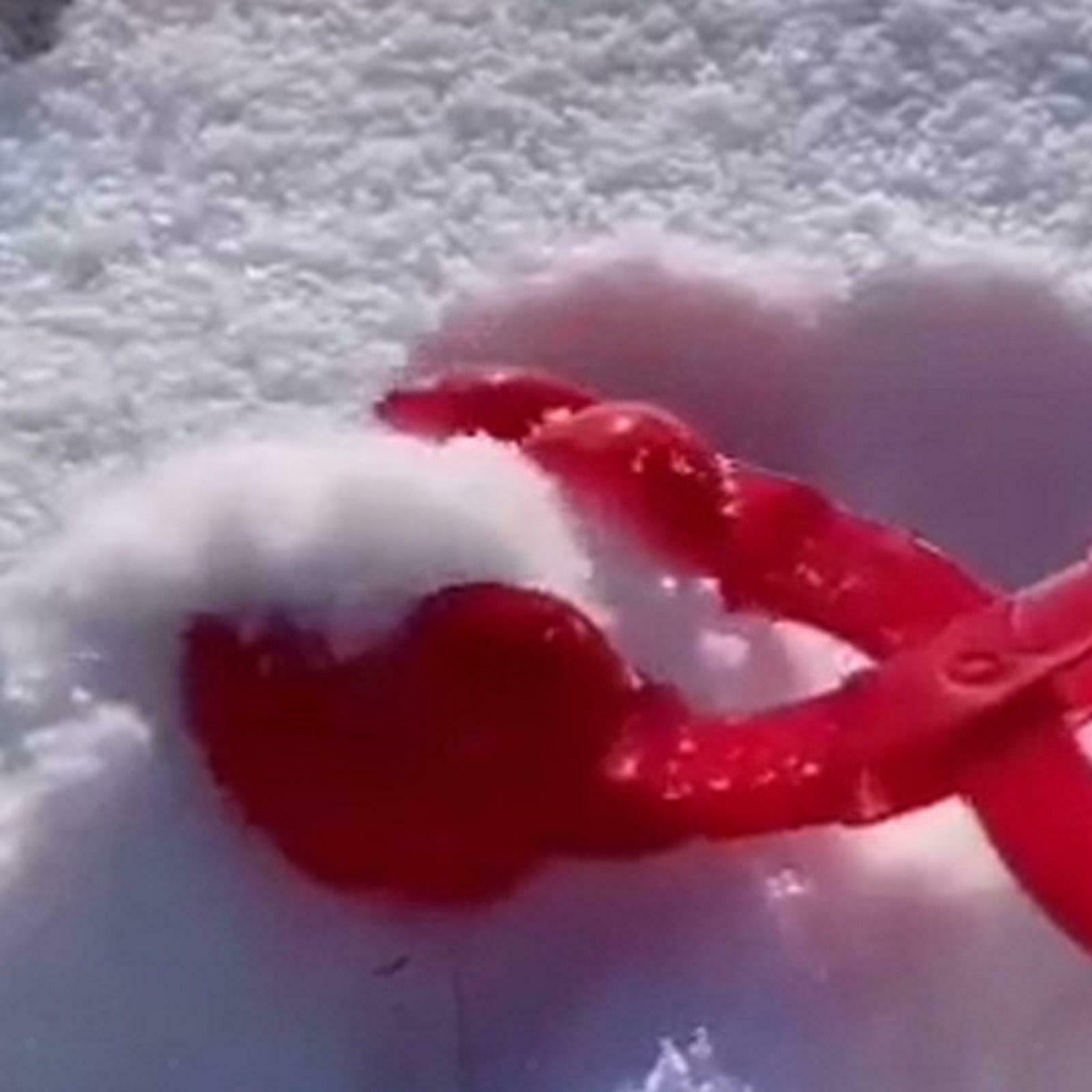 Heart Snowbal Maker Clips Kids Children Beach Snow Sand Mold Games Kid Gift