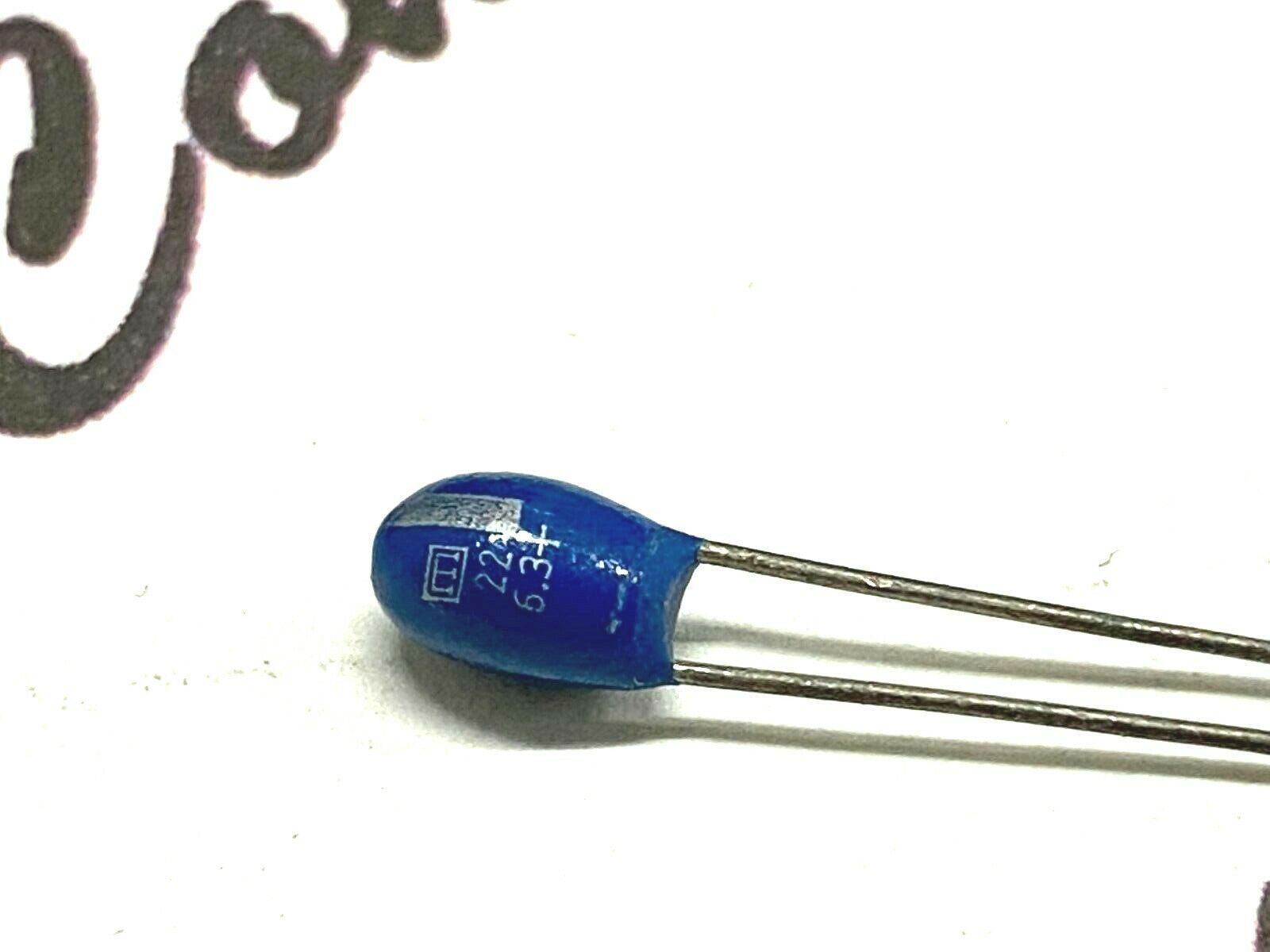 10pcs - MATSUO 22uF 6.3V Tantalum Radial Dipped Capacitor - blue
