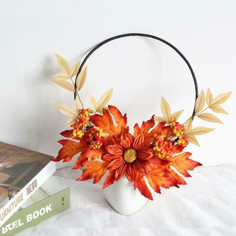 Fall Wreath Decoration Autumn Wreath with Maple Leaves Berries Harvest Wreath