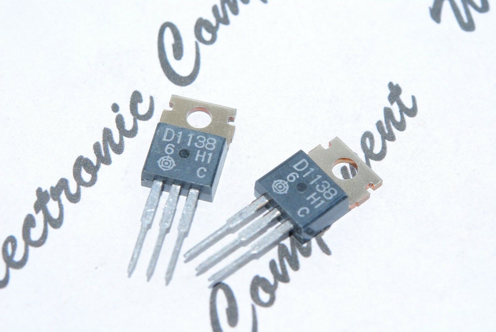1pcs - Hitachi 2SD1138 150V 2A TO-220 Transistor