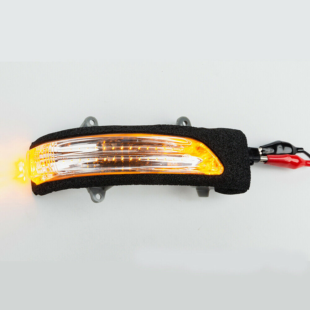 1x Front Right Side Rearview Mirror Light Fit For LAND CRUISER URJ200 2012-2018