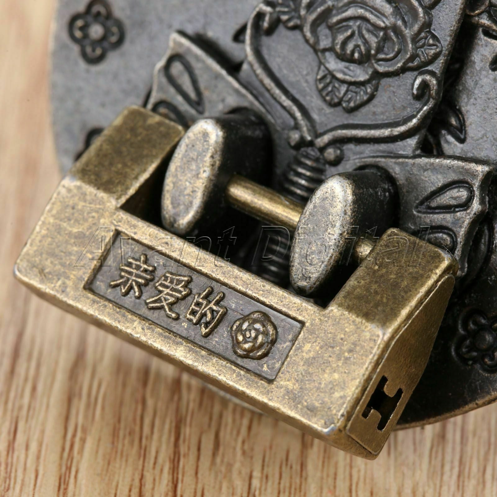 1Set Padlock Chinese Jewelry Box Lock Retro Carved Butterfly Suitcase Latch Hasp