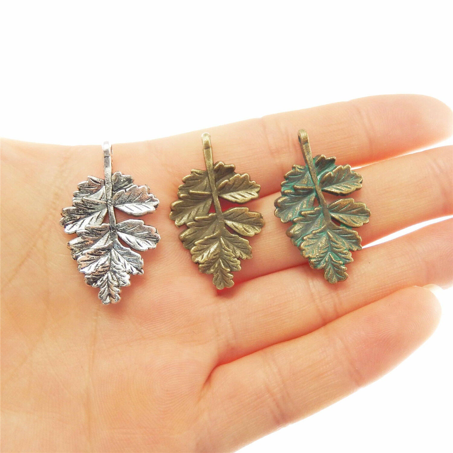 Mixed Colors Zinc Alloy Jewelry Crafts Mini Leaf Look Charms Pendant 15pcs 52624