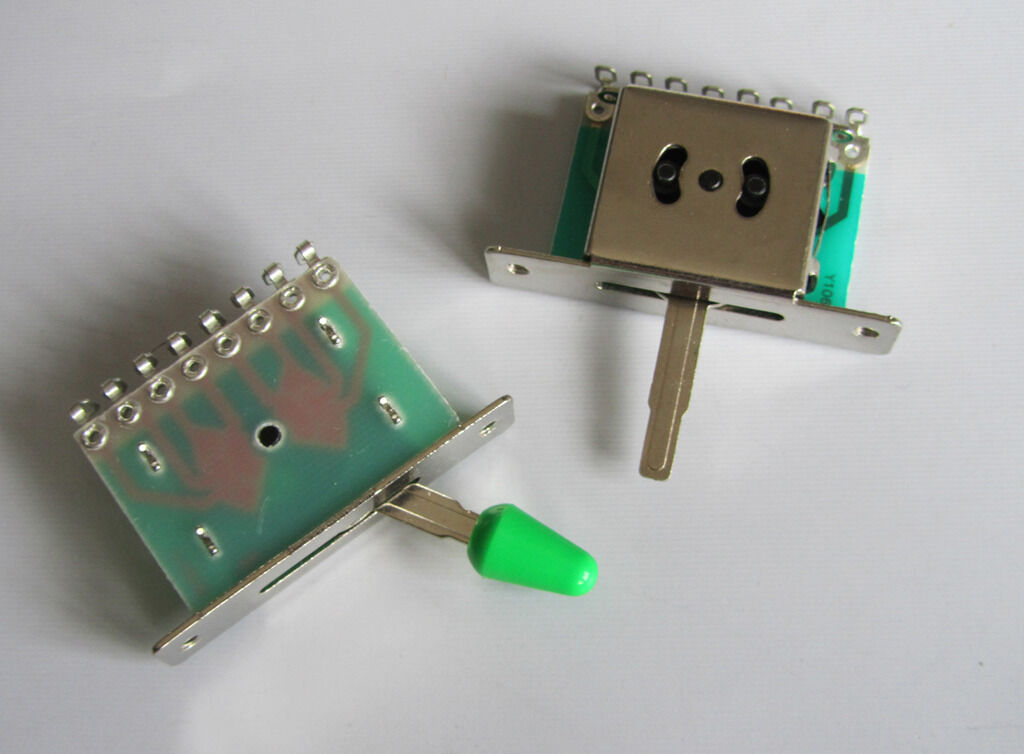 Green Strat Style Knobs,ST Single Coil Pickup Covers and 5 Way Switch Tip
