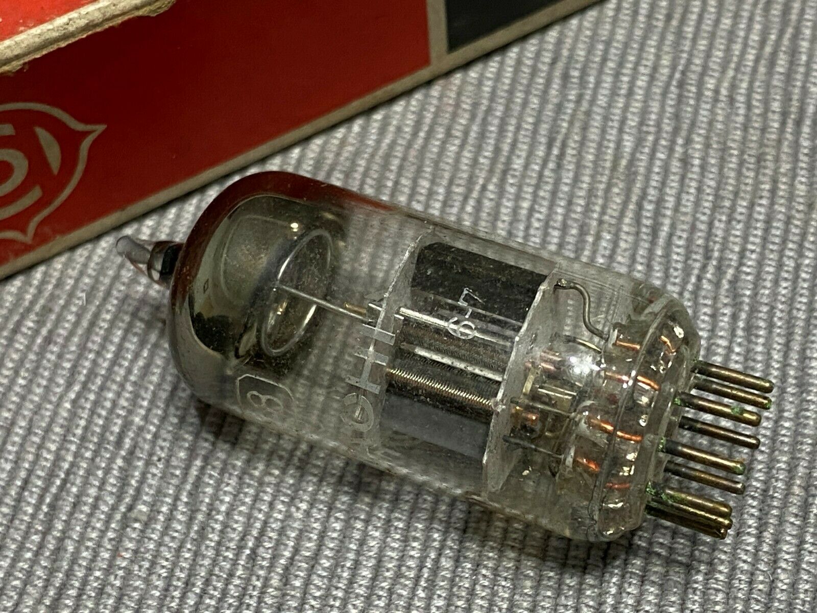 1PCS - HITACHI 6X8 Vacuum Tube - NIB NOS