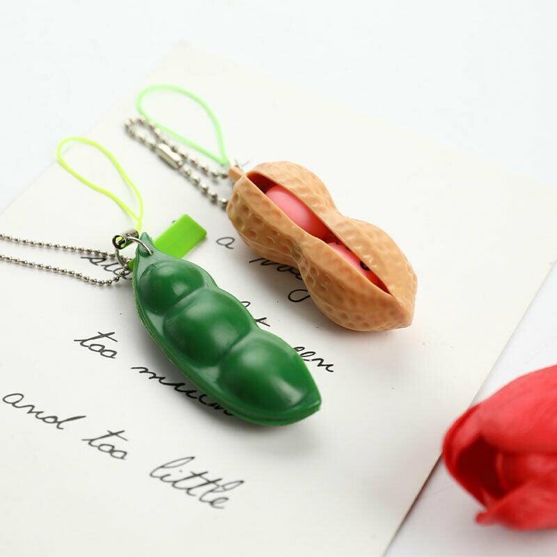 2pcs Peanut Edamame Toys Peas Beans Keychain Pops Decompression Squee.l8