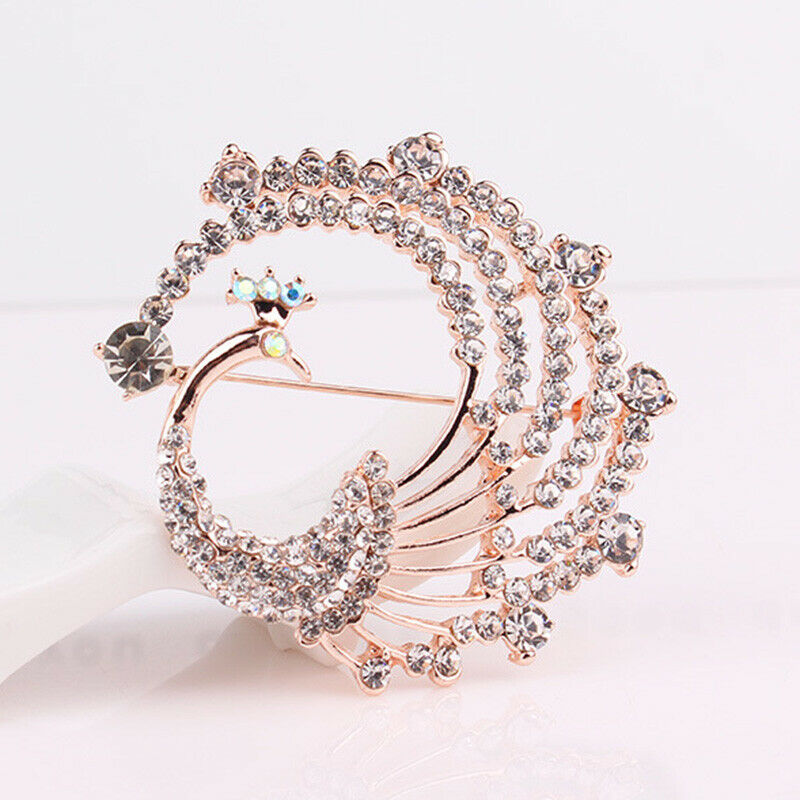 Crystal Peacock Animal Corsage Banquet Decoration Women Scarf Brooch Pin .l8