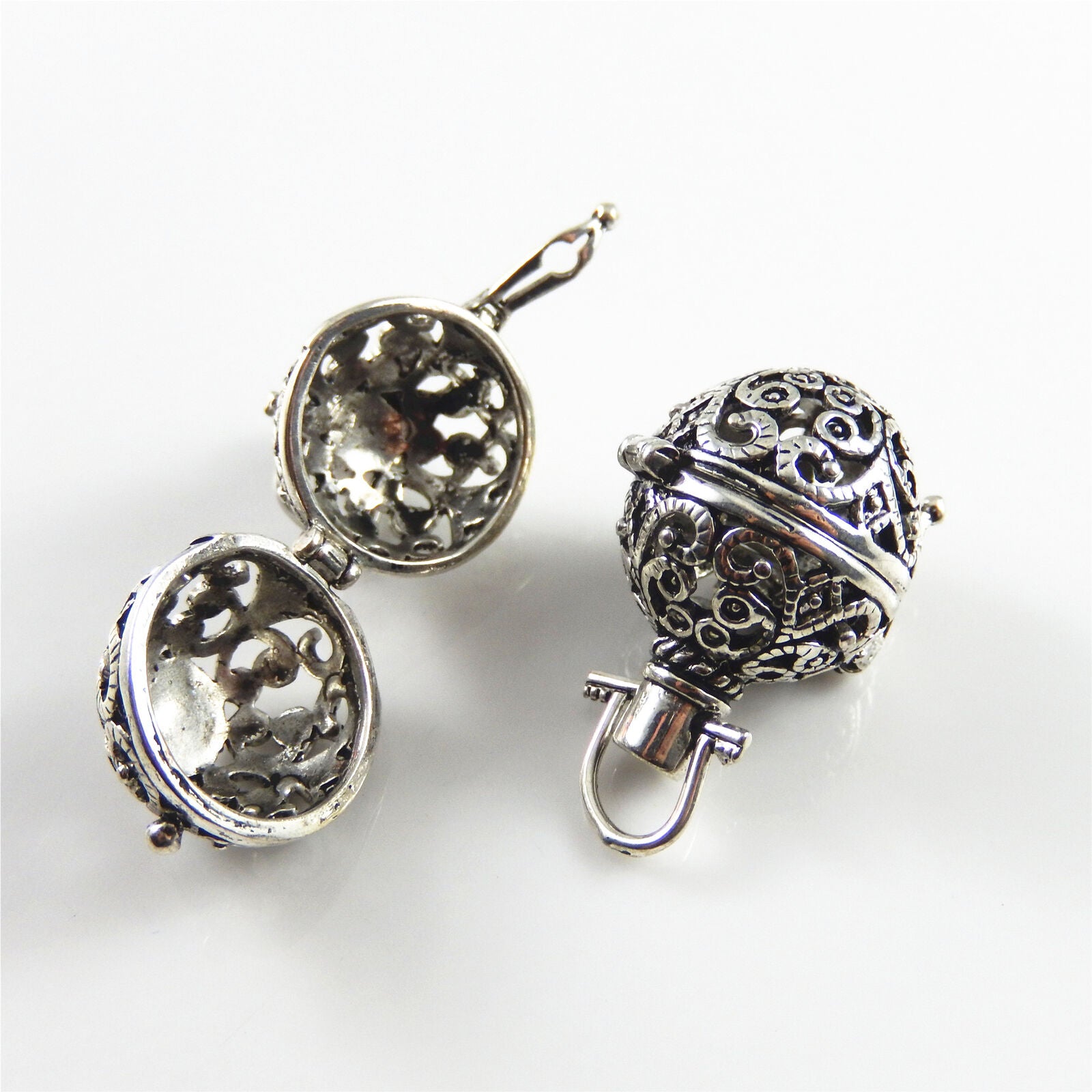 3Pcs/Pack Essential Oil Diffuser Openable Locket Pendant Necklace - Lava Stone