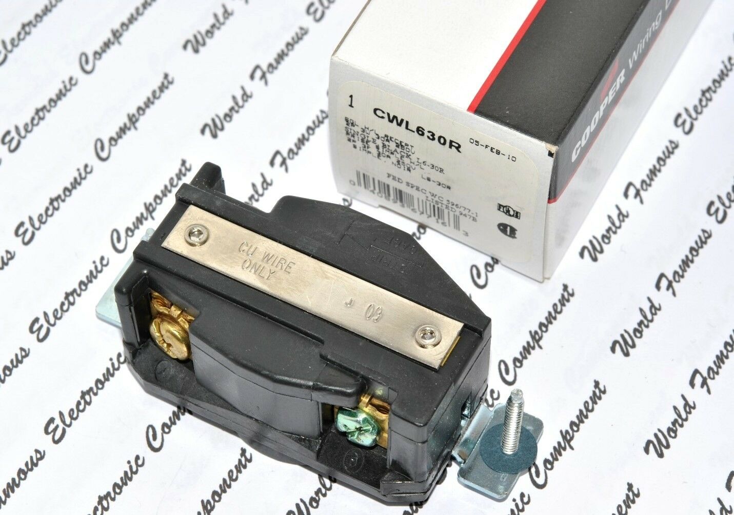 1pcs-COOPER CWL630R NEMA L6-30R 30A 250V Twist Hart-Lock Locking Receptacle