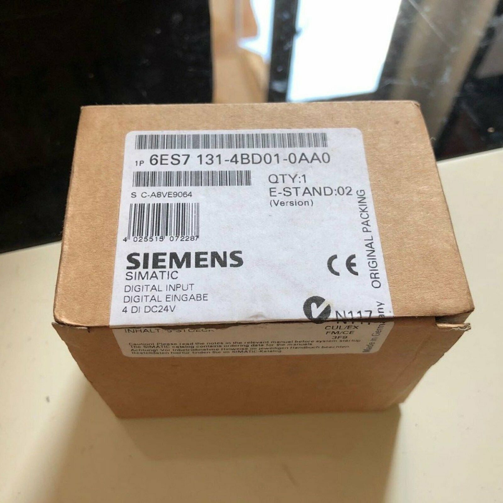 New In Box 1Pc Siemens 6ES7 131-4BD01-0AA0 DIGITAL INPUT  6ES7131-4BD01-0AA0