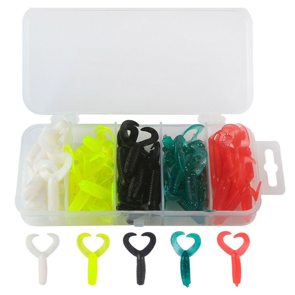 50pcs / set Portable Twin Tail Soft Fishing Lures Grub Maggot Worm