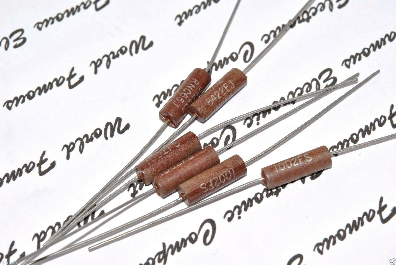 2pcs - IRC RNC65J 806R (806 ohm) 1% MIL Fixed Resistor / WIDERSTÄNDE