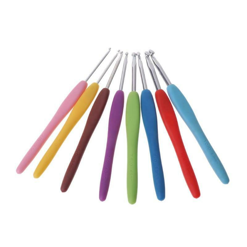 8Pcs Crochet Needles 2.5-6mm Rubber Handle Hooks Knitting Set Kit Accessories