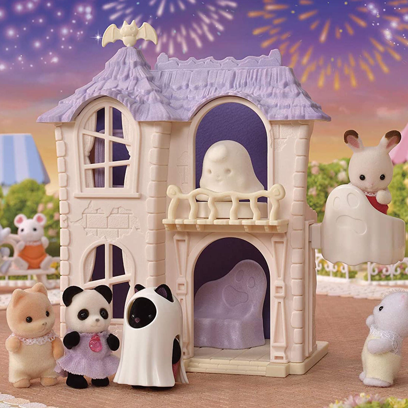 Sylvanian Families Spooky Surprise House Amusement Land Set 5542 Role Play Age 3