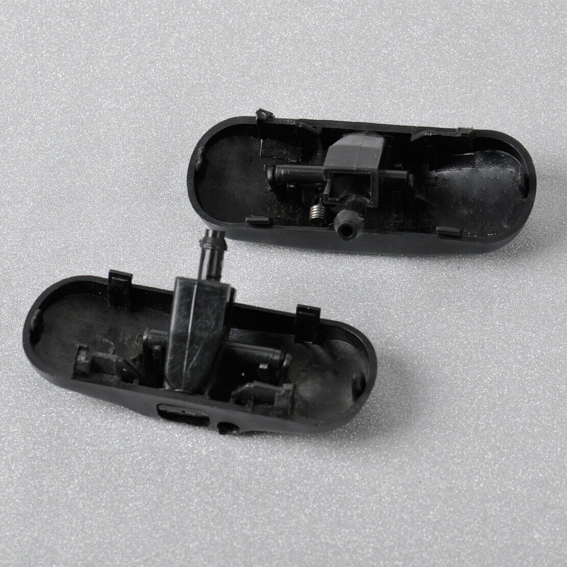 2x Windscreen Washer Jet Water Spray Nozzle Fit for VW Passat Jetta Caddy An