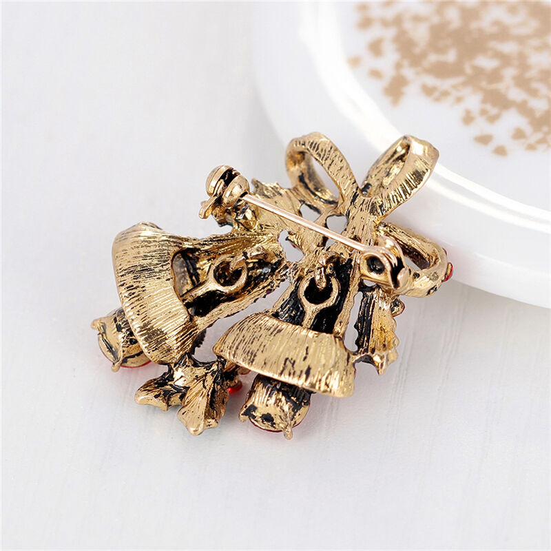 Fashion Christmas Rhinestone Cute Christmas Bell Brooch Pin Xmas Gift Party Qx