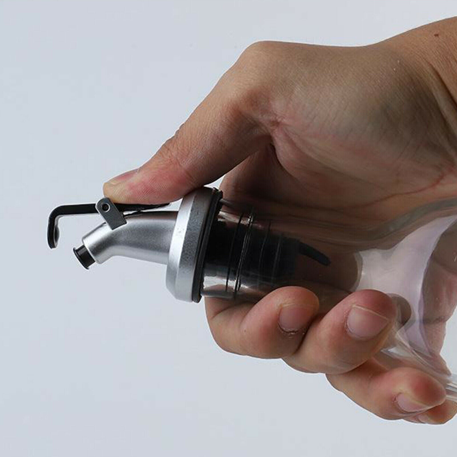 3 Pieces Bottle Pourers Oil Wine Dispenser Spout Liquor Pourers with Plastic
