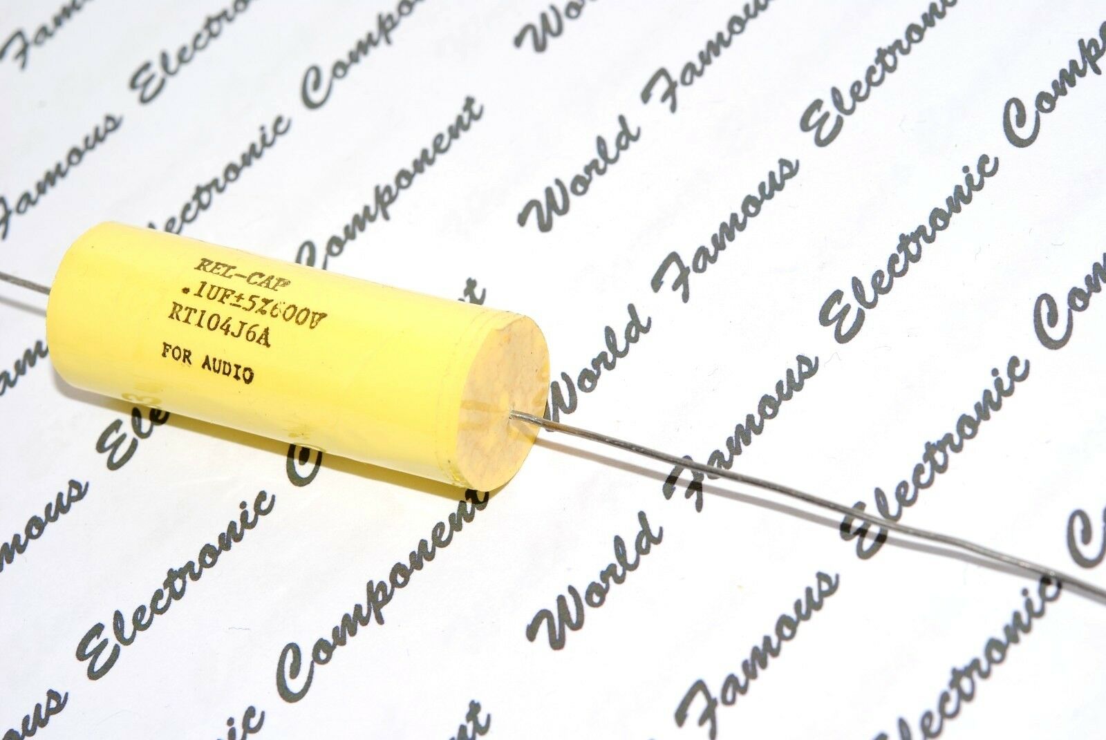1pcs-REL-CAP RT 0.1uF (0.1µF 100nF) 600V 5% Axail Capacitor RT104J6A For Audio