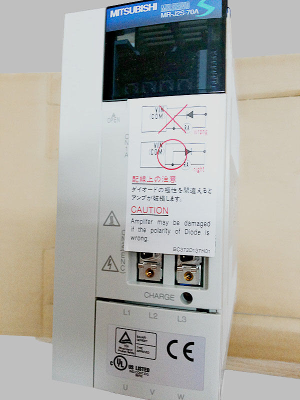 1PCS Mitsubishi Servo Driver MR-J2S-70A MRJ2S70A New In Box