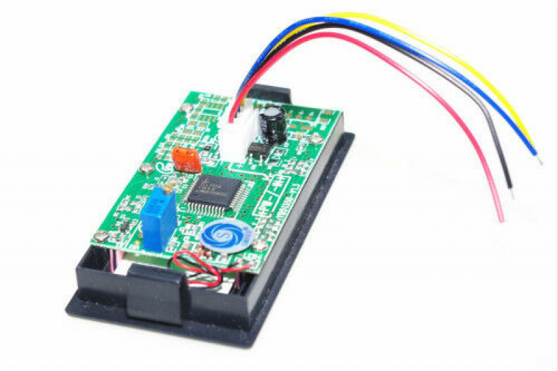 1Pcs DC 0-200Mv AC/DC Powered 4 Wire LCD Panel Volt Meter Voltmeter Yb5135D