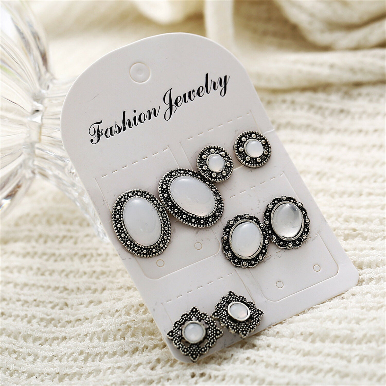 4 Pair/Set White Cobblestone Crystal Hollow Flower Stud Earrings For Women Girl
