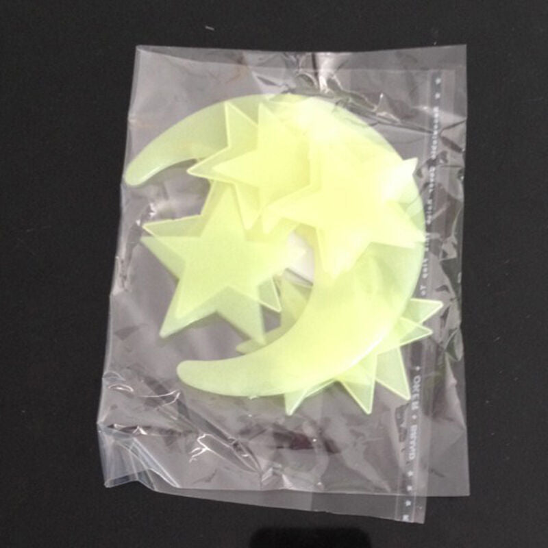 44Glow In The Dark Stars and 2 Moon Plastic Stickers Ceilings & Walls Bedr.l8