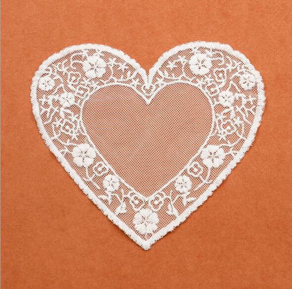 5pcs Heart-shape Embroidered Net yarn Lace Collar Applique Clothing Sewing