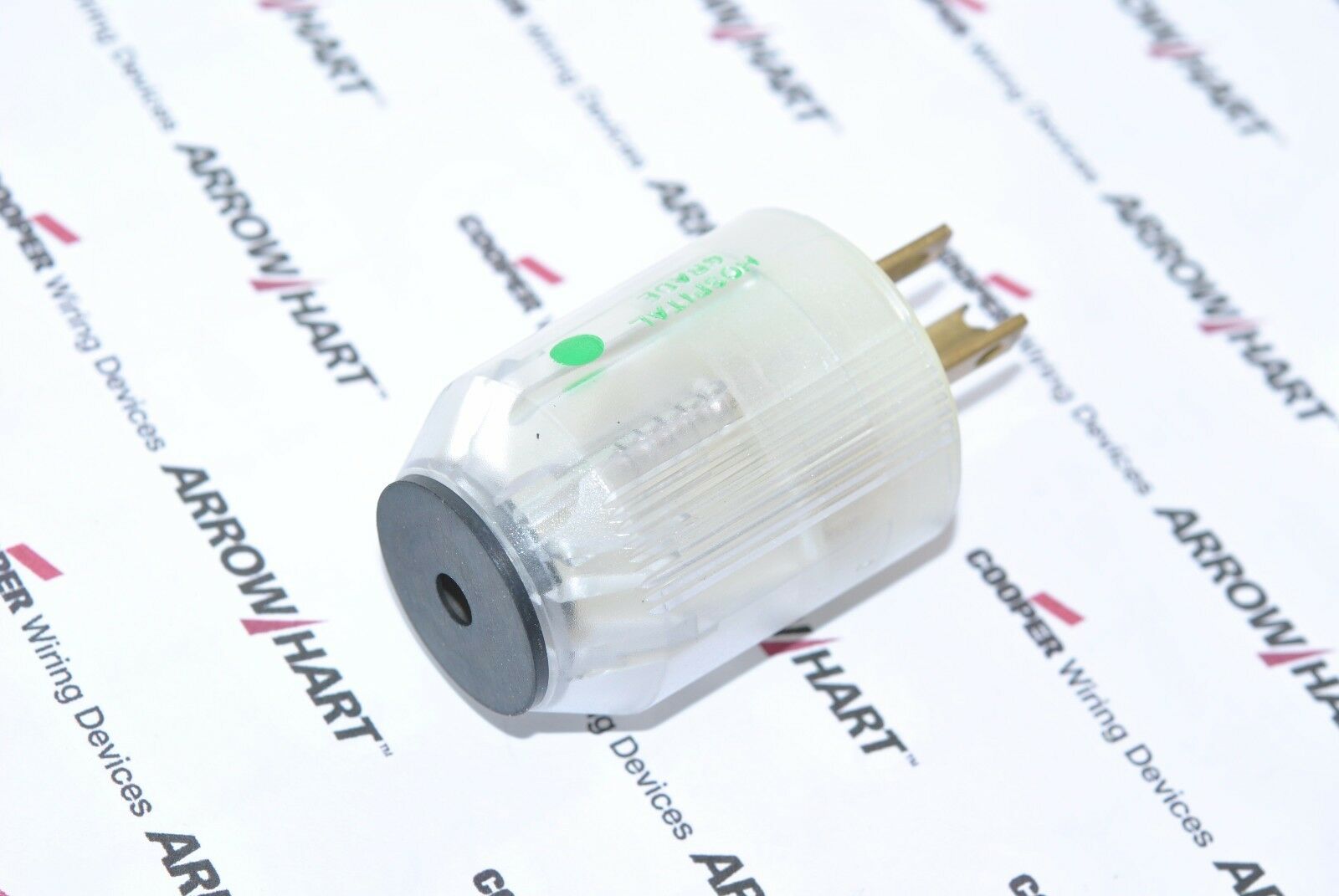 1pcs - COOPER 5266NHGC NEMA 5-15 15A 125VAC 2P-3W Hospital Grade Plug