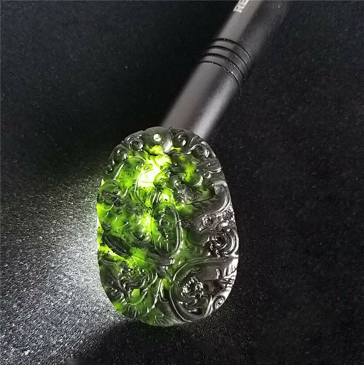 Chinese Black Green Jade Hand Carved Dragon Phoenix Pendant Lucky Amulet Gifts