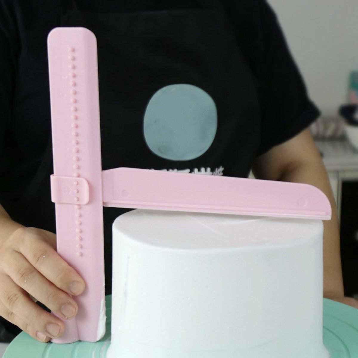 Creative Cake Smoother Tools Cooking Cake Decorating Pastry Fondant Accessories