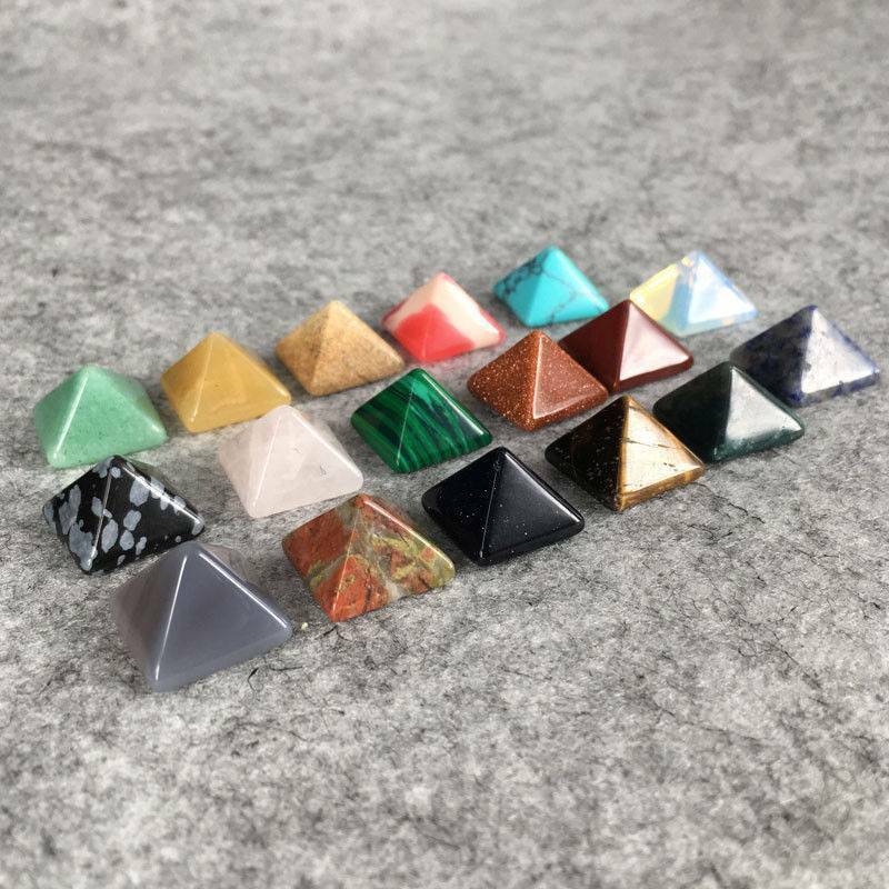 7Pcs Pyramid Chakra Stone Set Energy Quartz Crystal Healing Spirituality Decor