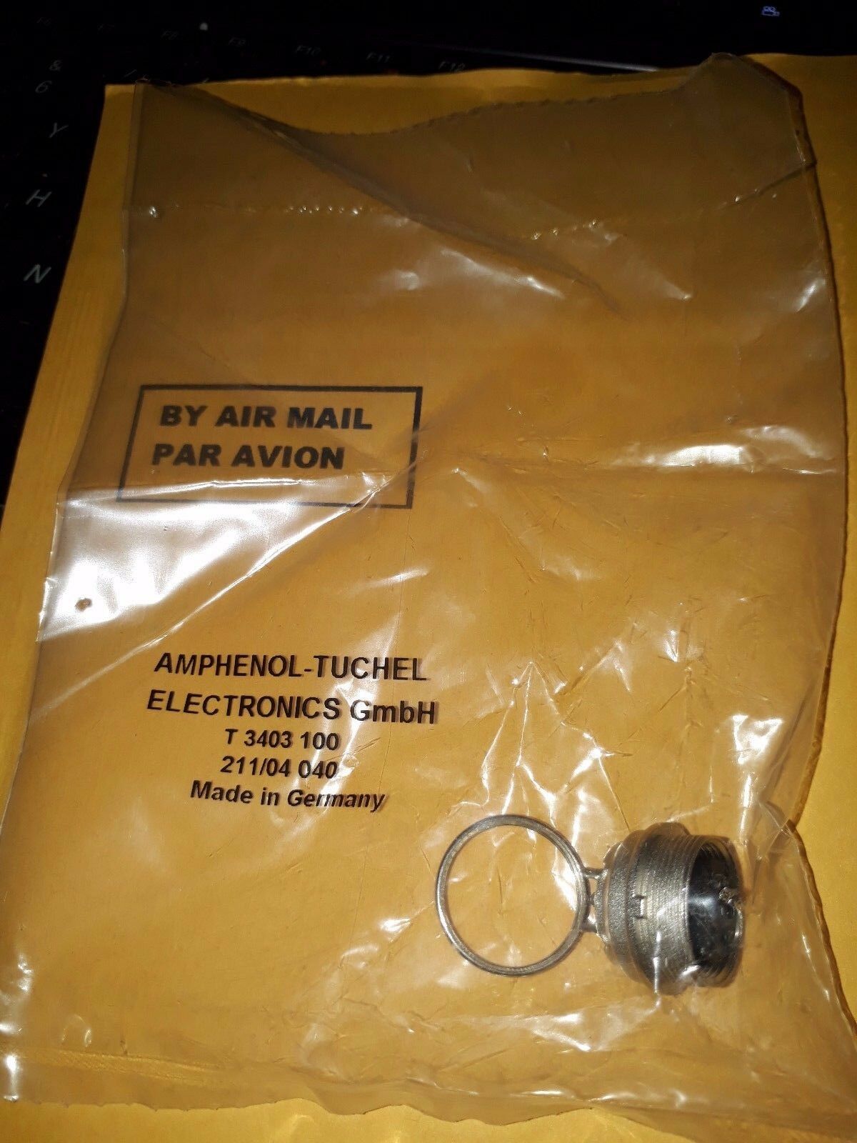 1pc AMPHENOL TUCHEL T 3403 100 Circular DIN Connector 6 Pin female; Rear Pnl Mnt