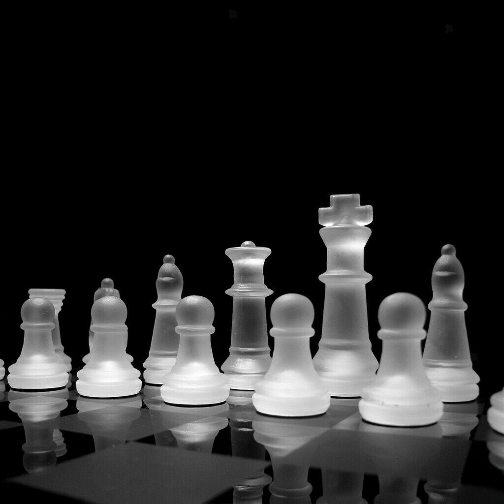 Glass Board Clear Glass Chess Set Handcrafted for Chess Lovers Toys 20x20cm