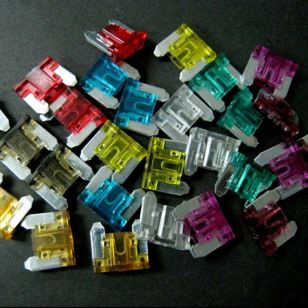 100 pcs Assorted Car Truck Medium Standard Fuse 5A 7.5A 10A 15A 20A 25A 30A Amp
