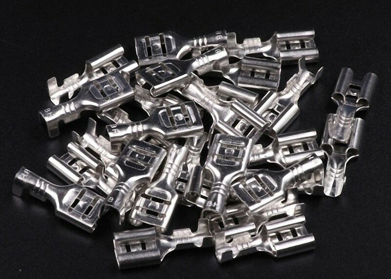 New 100 Set 4.8mm Crimp Terminal Female Spade Connector + Case