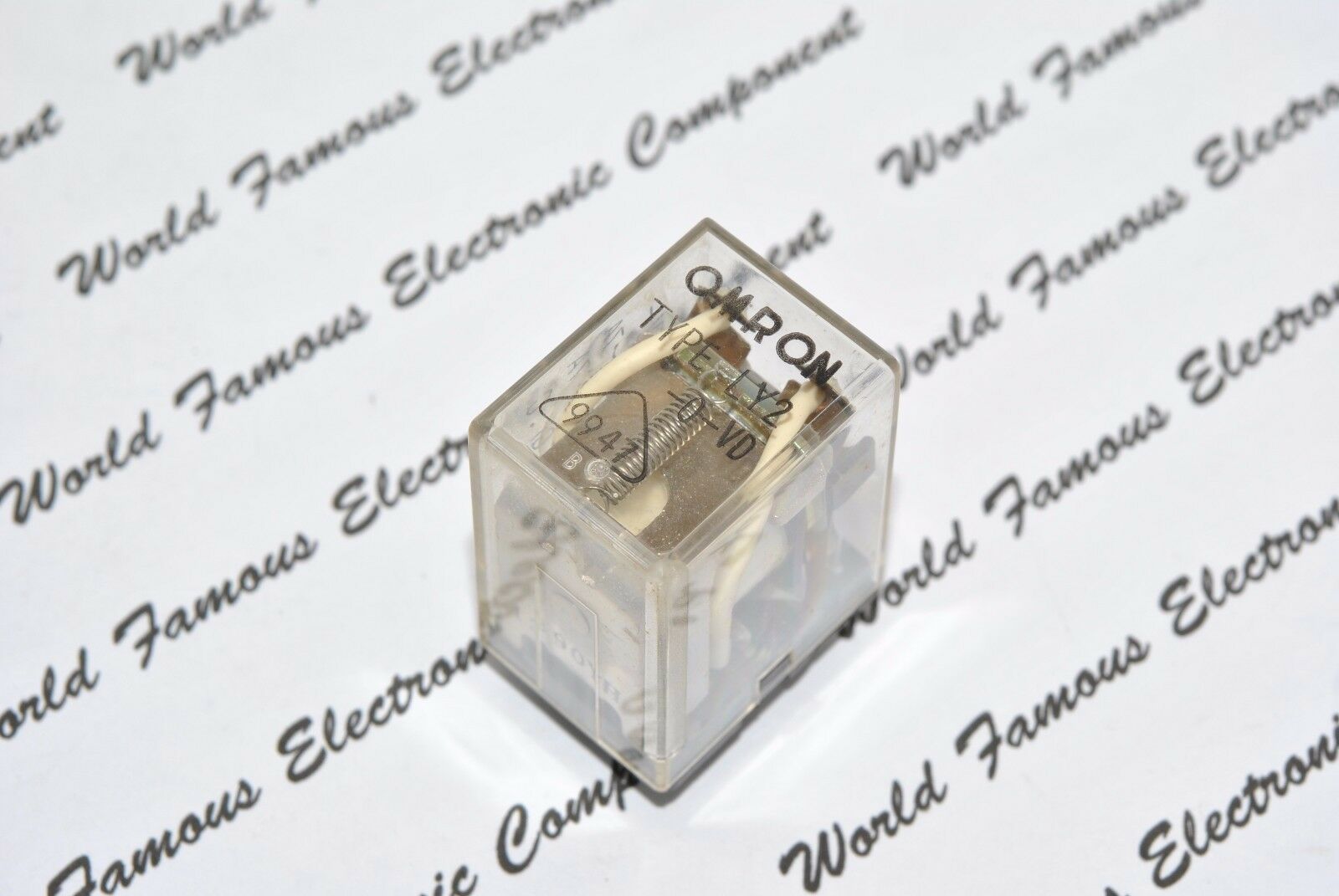1pcs -  OMRON LY2-0-VD DC 12V Relay
