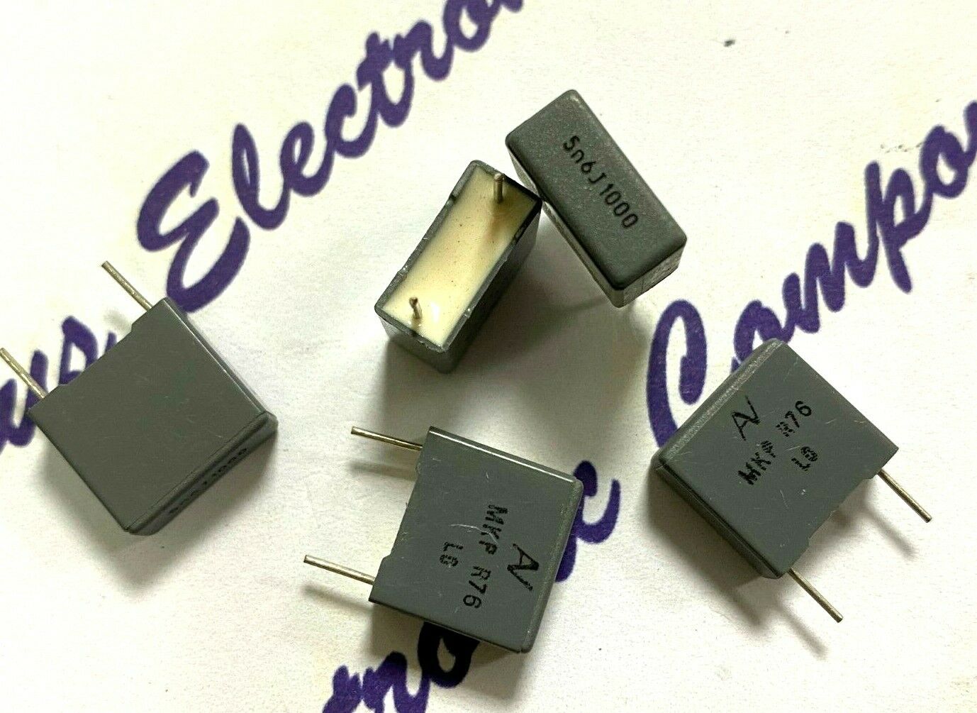 10pcs - ARCOTRONICS 5600P (5600pF 5.6nF) 1000V 5% MKP R76 pitch:10mm Capacitor
