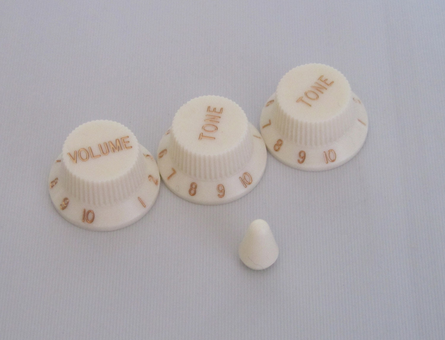 Parchment ST Strat Guitar Volume Tone Knobs Strat Switch Tip Cap fits Fender