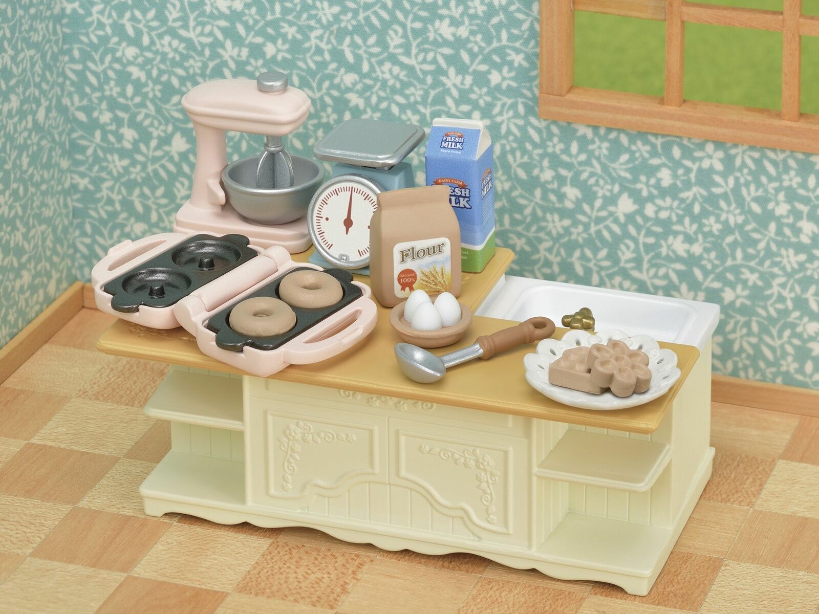 Sylvanian Families Kitchen Island Furniture Set inc 18 Pieces 5442 Role Play 3+